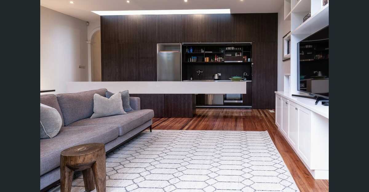 76 Pridham Street PRAHRAN - Residential for lease