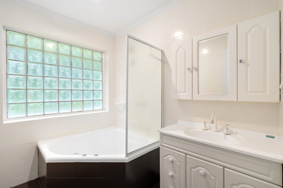 76 Wondaree Street RYE - Residential for sale