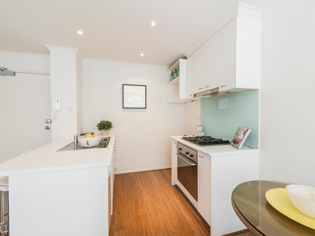76 / 416 St Kilda Road MELBOURNE - Residential for sale