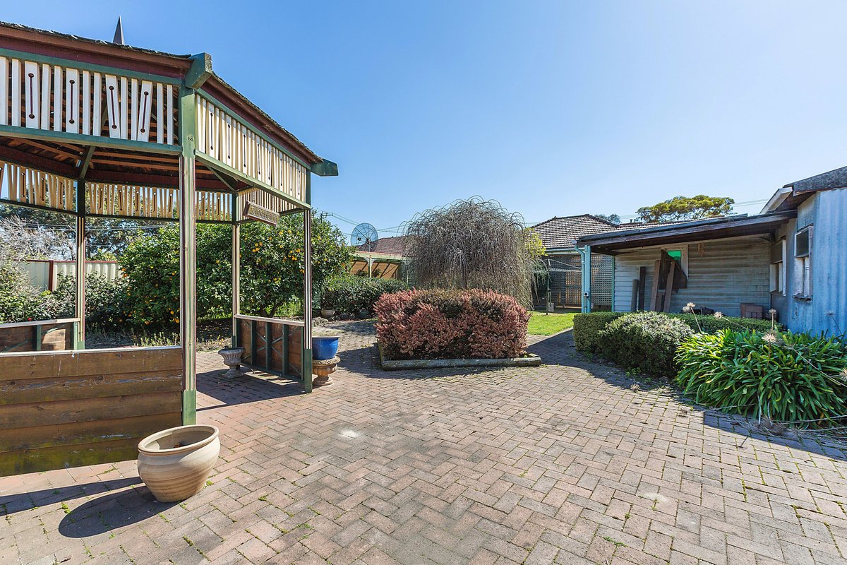 77 Fraser Street Sunshine - Residential for sale