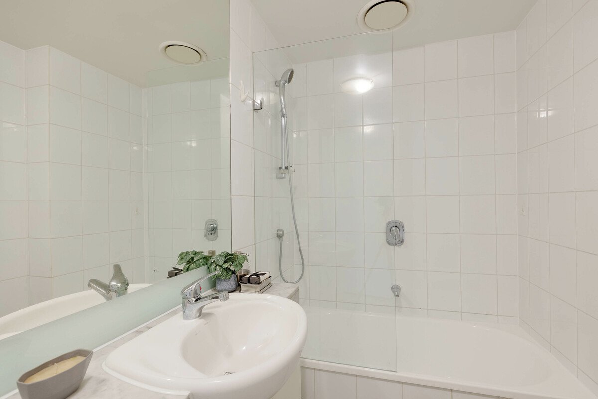 7 / 86 Kavanagh Street Southbank - Residential for sale