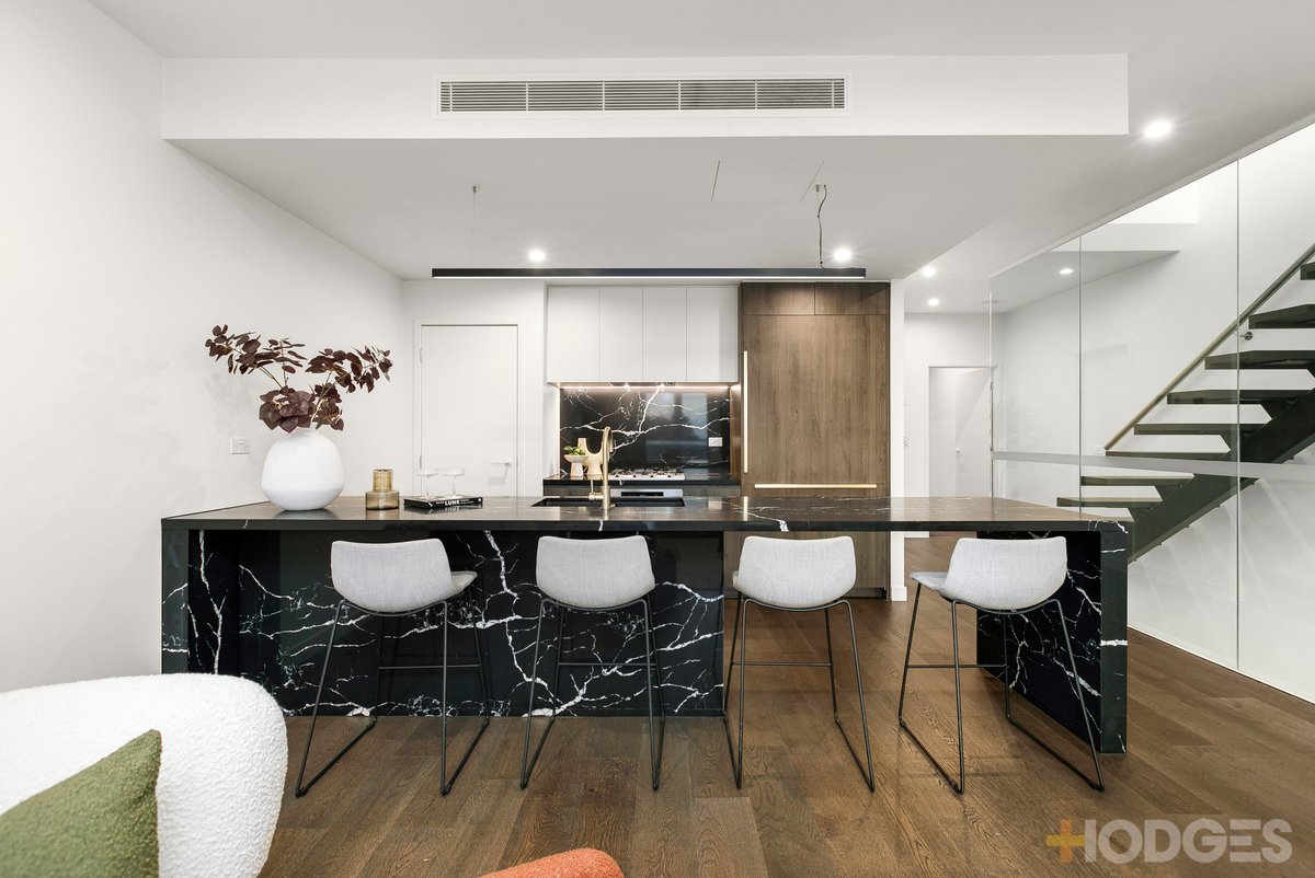 7 / 95 Beach Road Mentone - Residential for sale