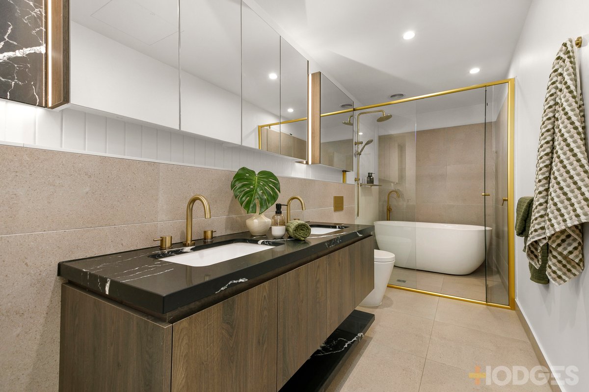 7 / 95 Beach Road Mentone - Residential for sale