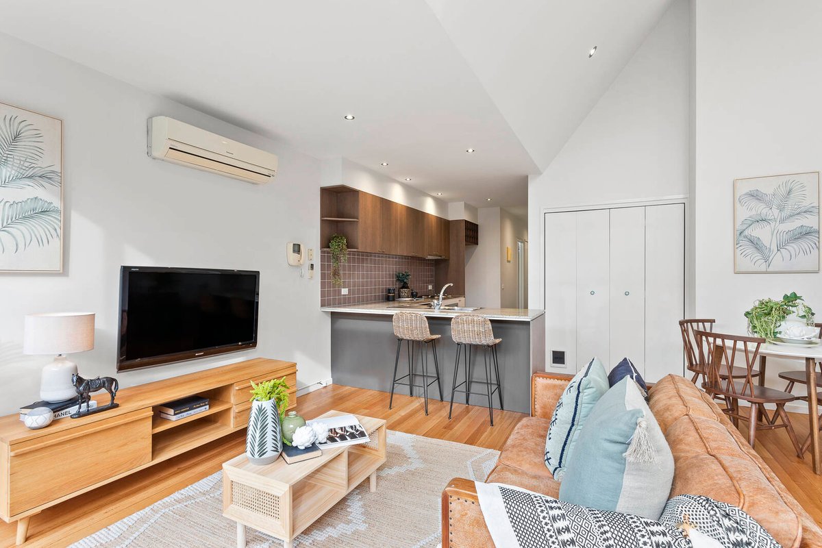 7 / 95 Highett Road Hampton - Residential for sale