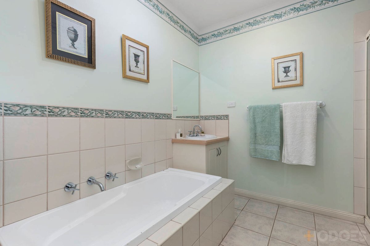 7c Clyve Avenue Mentone - Residential for sale