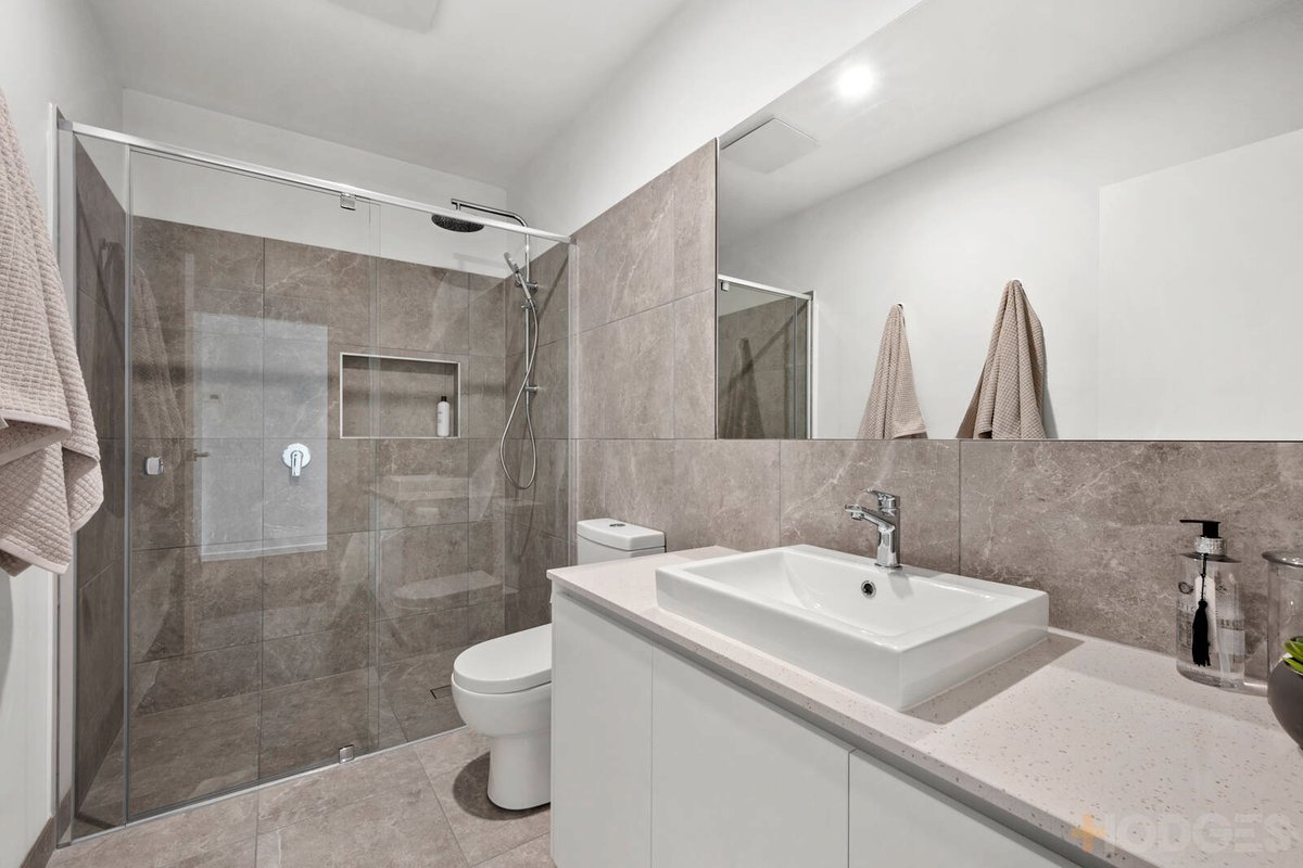 8 Baldock Lane Geelong - Residential for sale