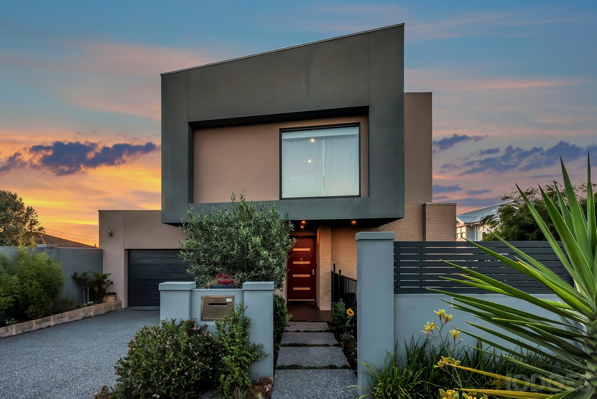 8 Bath Street Chelsea - Residential for sale