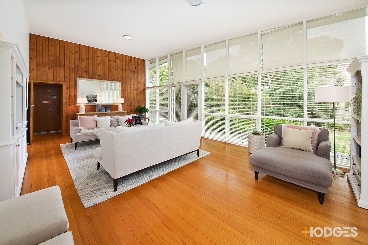 8 Bronte Court Hampton