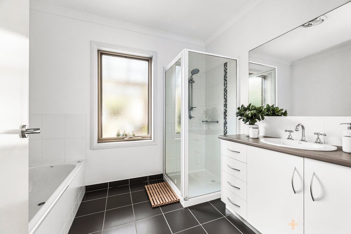 8 Brushwood Court Ocean Grove - Residential for sale