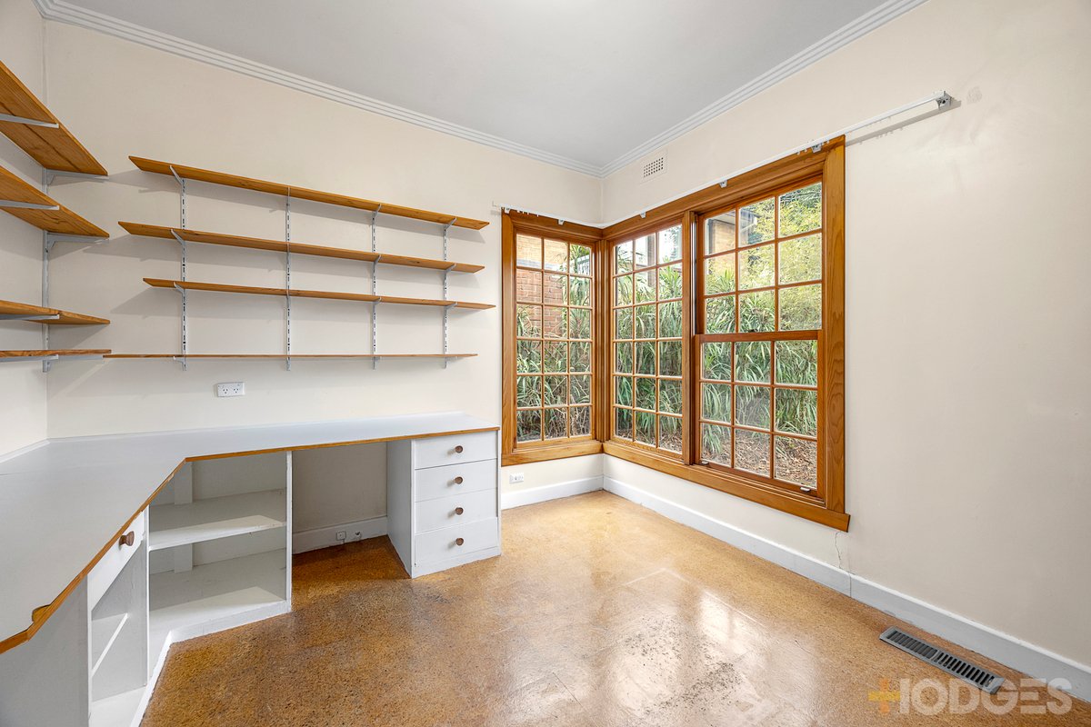 8 Chateau Grove Beaumaris - Residential for sale