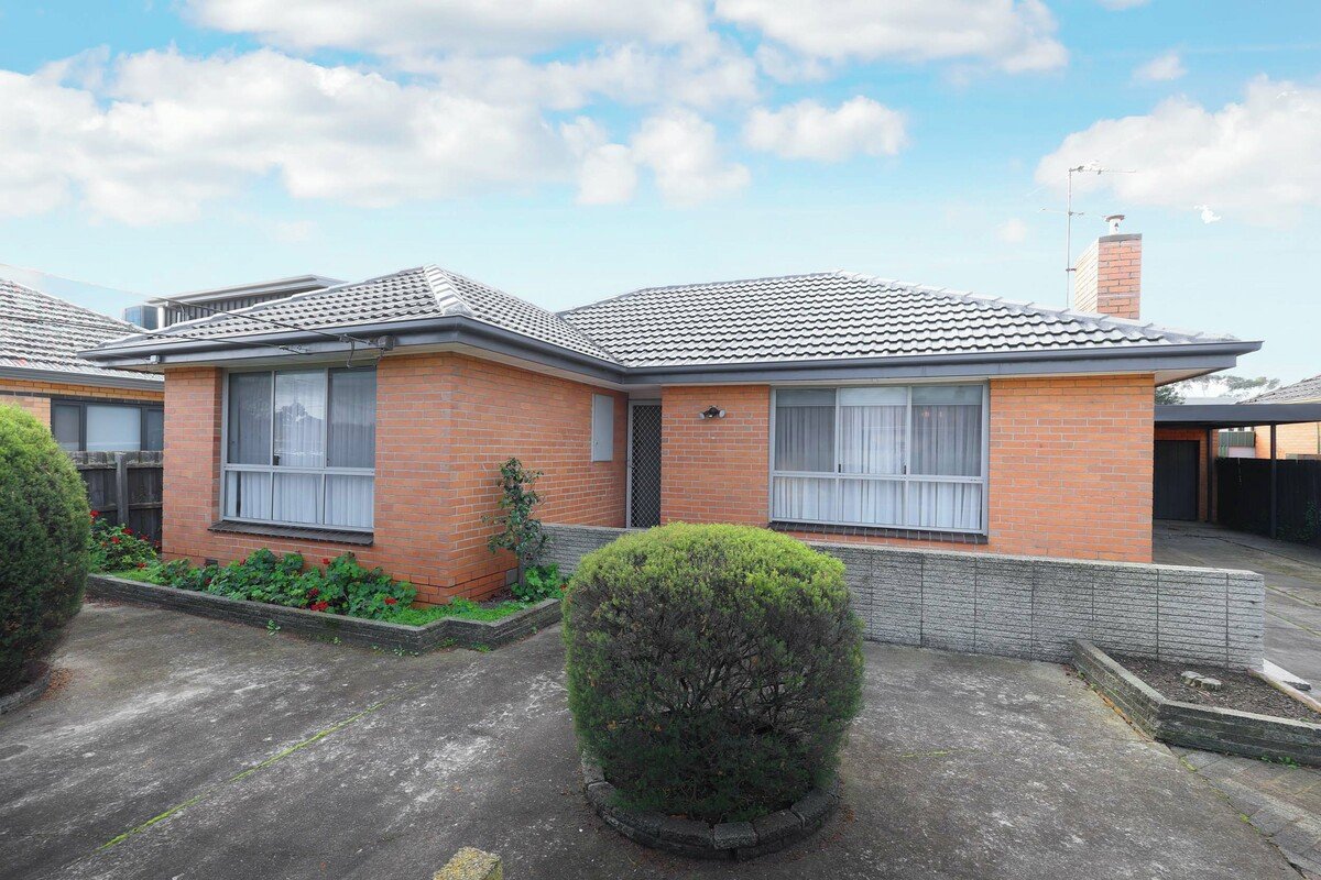 8 Chifley Avenue Altona - 4 bedroom property