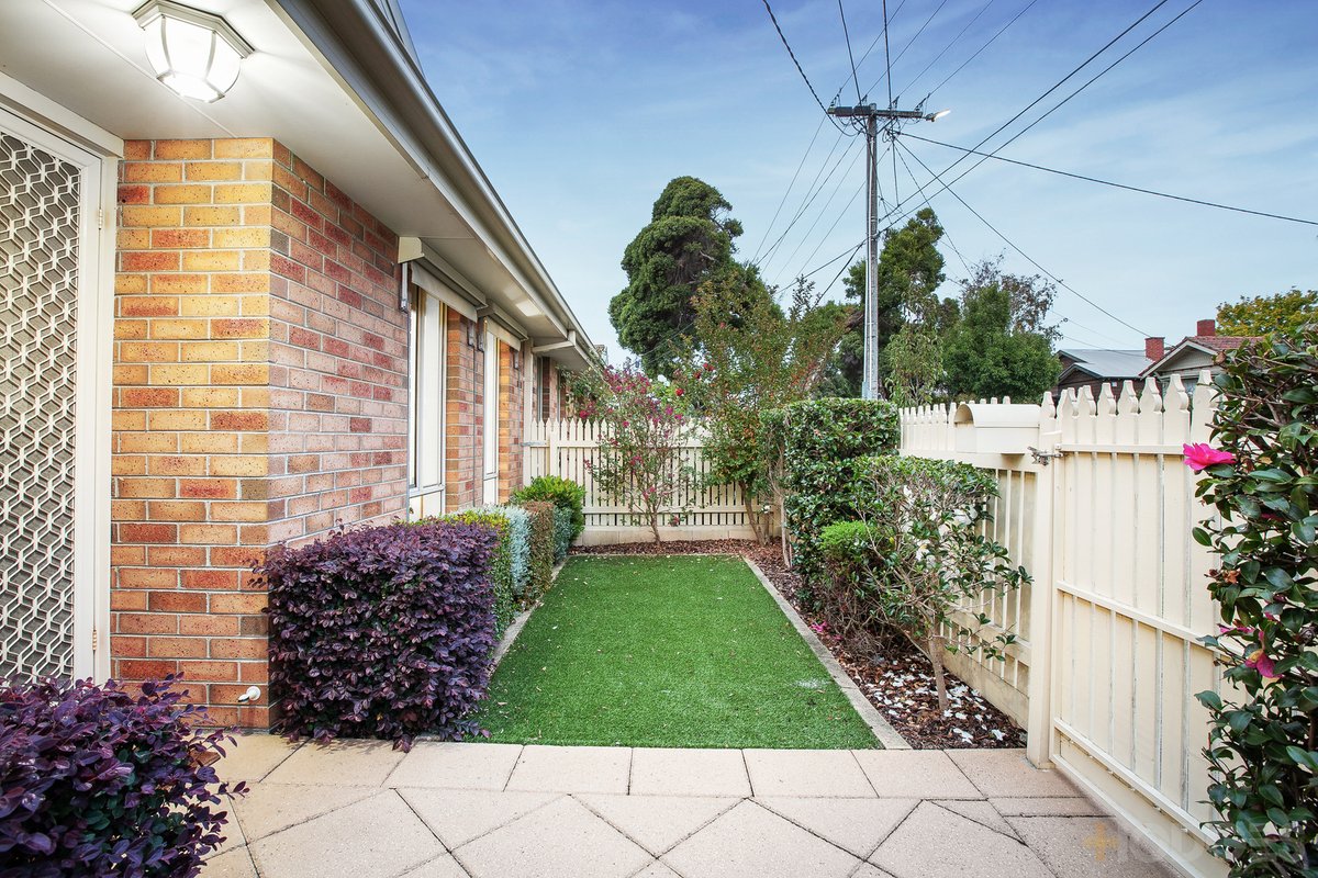 8 Elman Road Cheltenham - Residential for sale