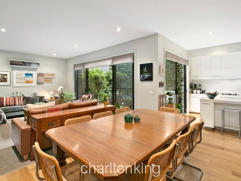 8 Evergreen Circuit CHELTENHAM - Residential for sale