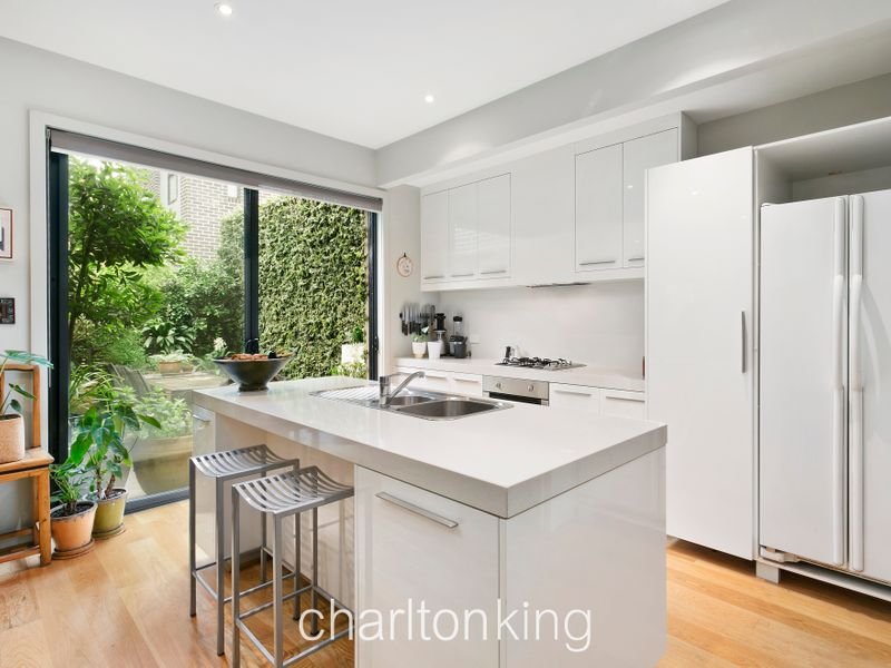 8 Evergreen Circuit CHELTENHAM - Residential for sale
