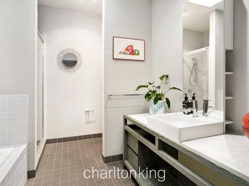 8 Evergreen Circuit CHELTENHAM - Residential for sale