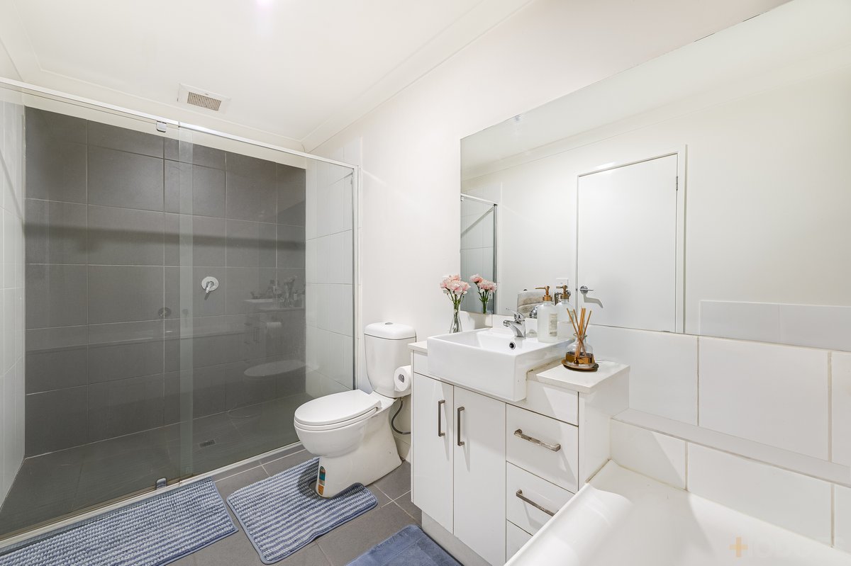 8 Fragrance Terrace Manor Lakes - Residential for sale