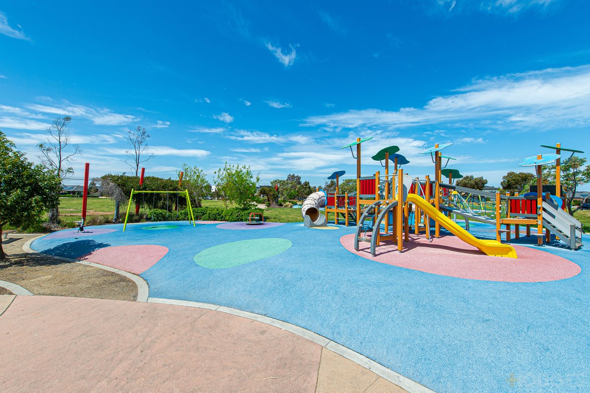 8 Fragrance Terrace Manor Lakes - Residential for sale