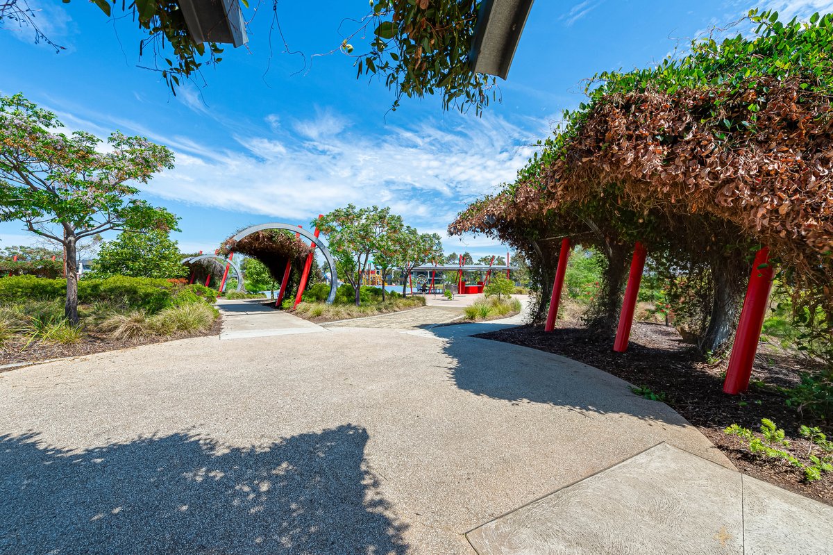 8 Fragrance Terrace Manor Lakes - Residential for sale