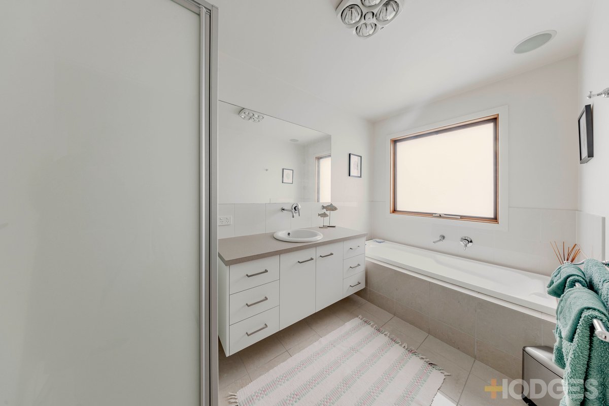 8 Glenhaven Mews Ocean Grove - Residential for sale