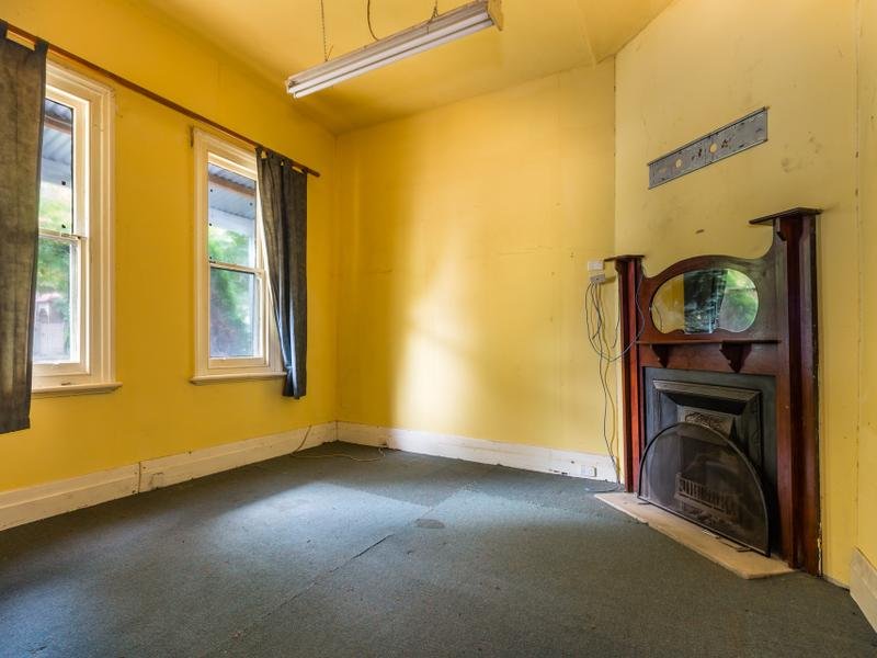 8 Hamilton Street SEDDON - Residential for sale