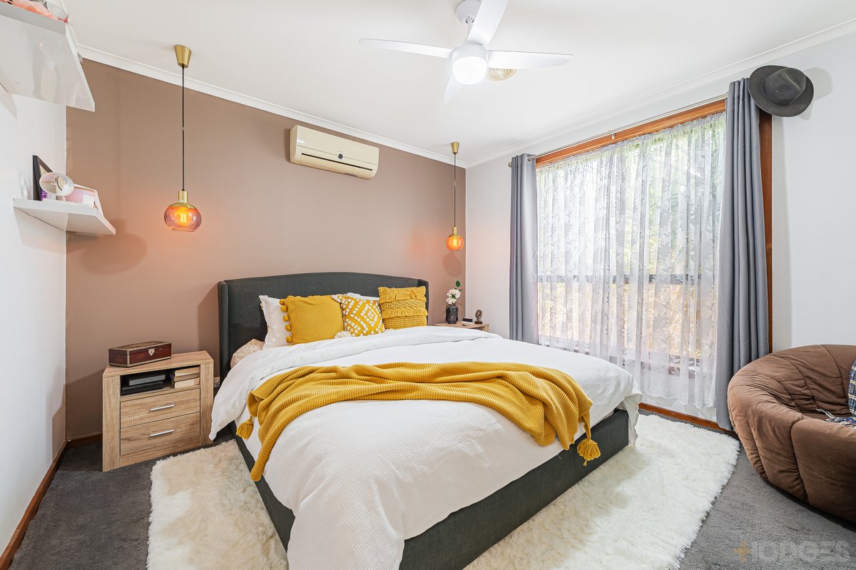 8 Howitt Court Werribee - Residential for sale