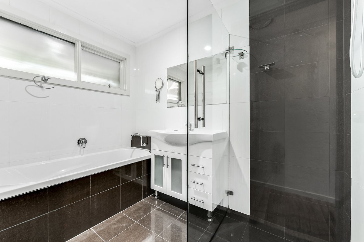 8 Jerome Court Frankston - Residential for sale