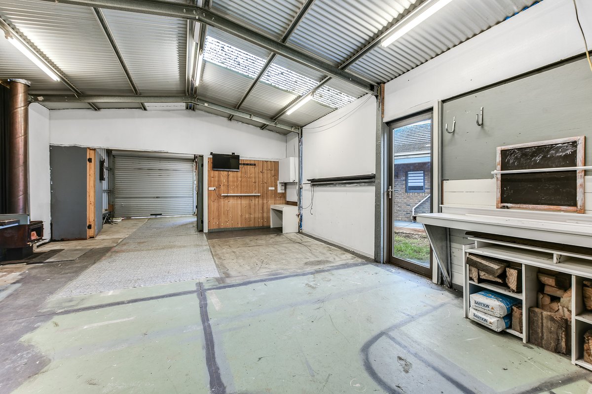 8 Jerome Court Frankston - Residential for sale