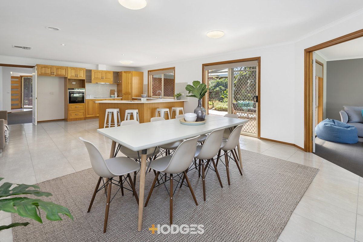 8 Lexington Court Werribee - Residential for sale