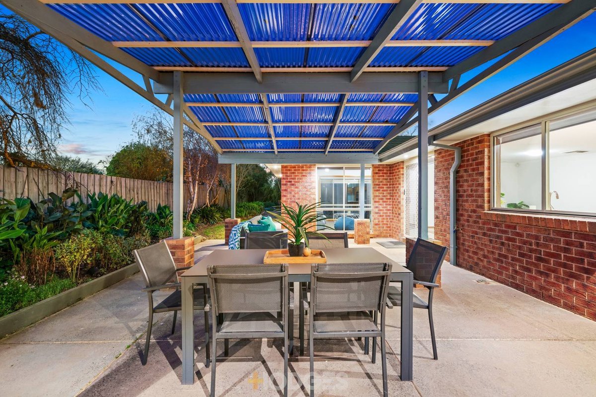 8 Lexington Court Werribee - Residential for sale