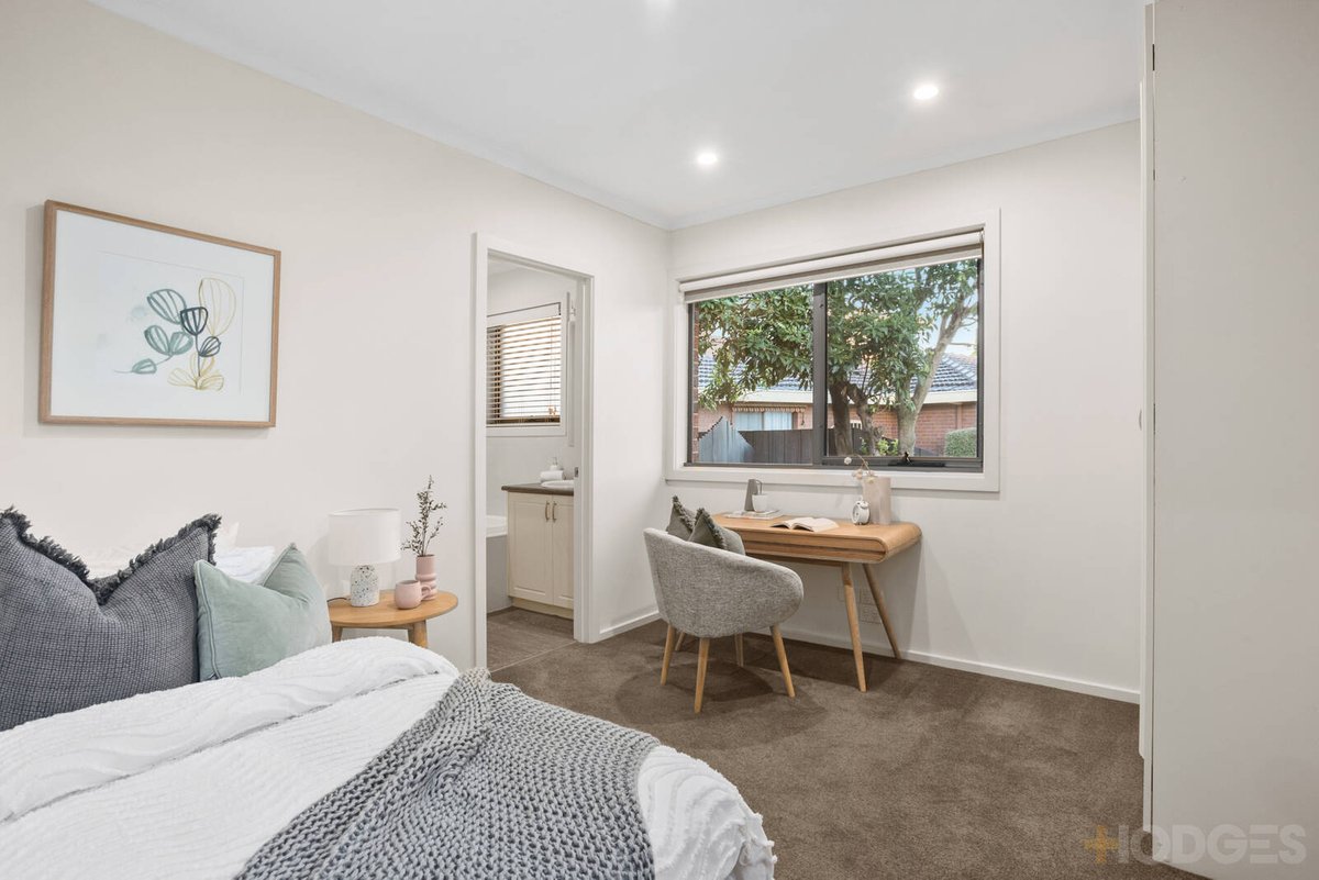 8 Logan Court Mentone - Residential for sale