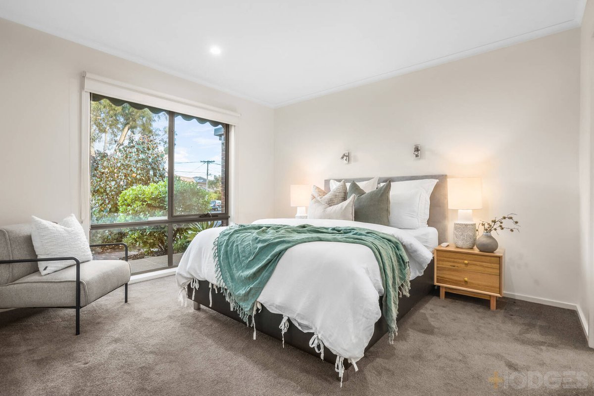 8 Logan Court Mentone - Residential for sale