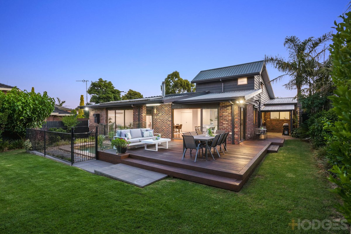 8 Logan Court Mentone - Residential for sale