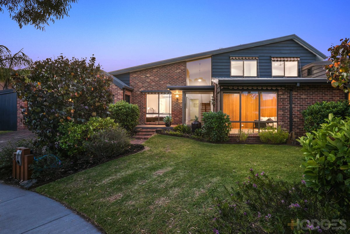 8 Logan Court Mentone - Residential for sale