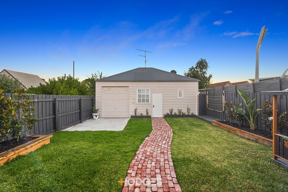 8 Lonsdale Street South Geelong - Residential for sale
