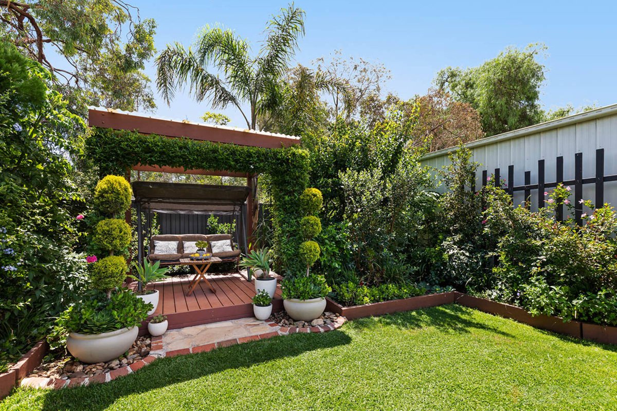 8 Montpellier Drive Werribee - Residential for sale