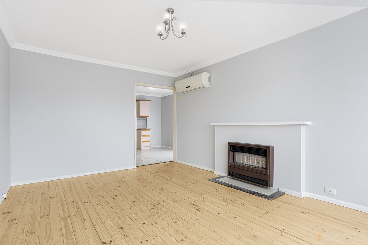 8 Pagnoccolo Street Werribee - Residential for sale