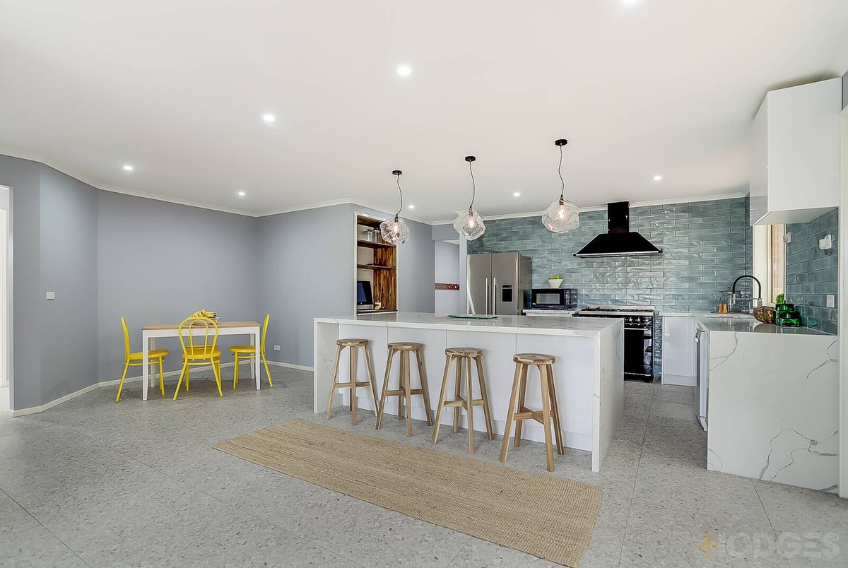 8 Picardy Court Hoppers Crossing - Residential for sale