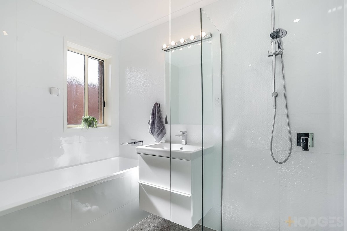 8 Picardy Court Hoppers Crossing - Residential for sale