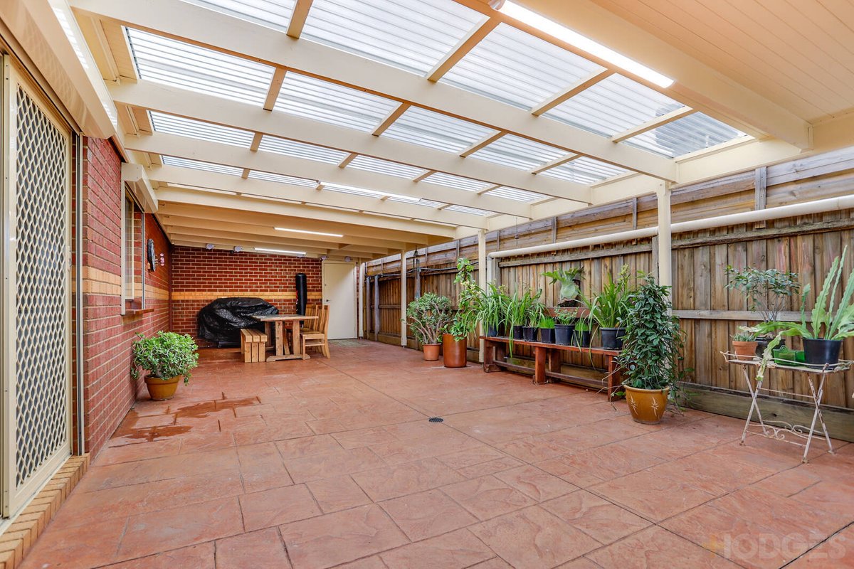 8 Picardy Court Hoppers Crossing - Residential for sale
