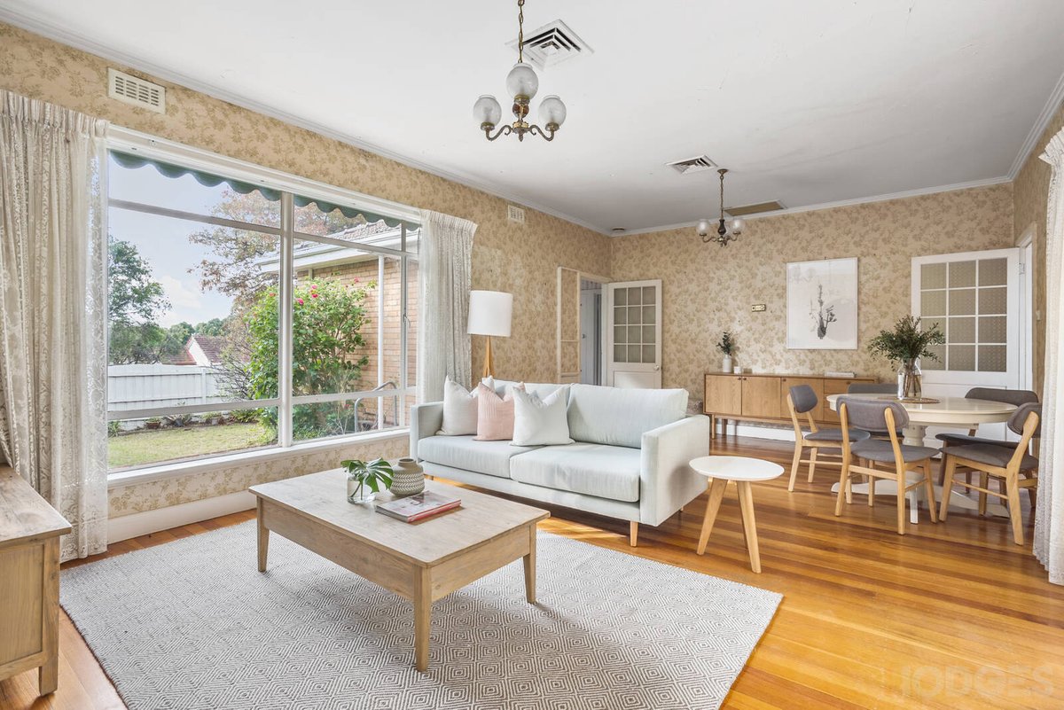8 Riddle Street Bentleigh - Residential for sale