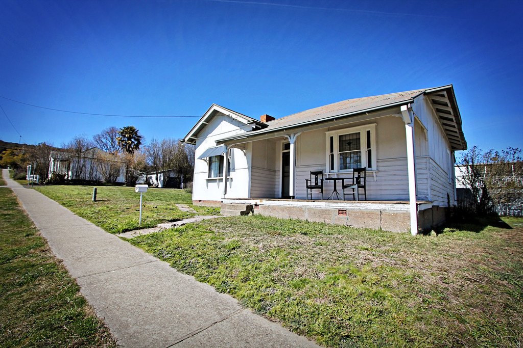 8 Selwyn Street, TUMBARUMBA NSW 2653