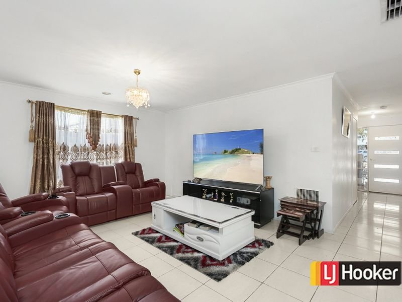 8 Stephanie Court CARRUM DOWNS - Residential for sale
