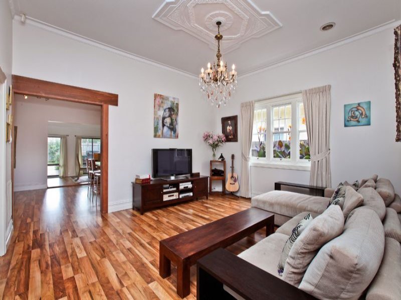 8 Sydenham Street SEDDON - Residential for sale