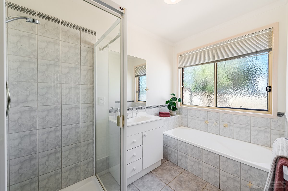 8 Whitfield Court Truganina - Residential for sale