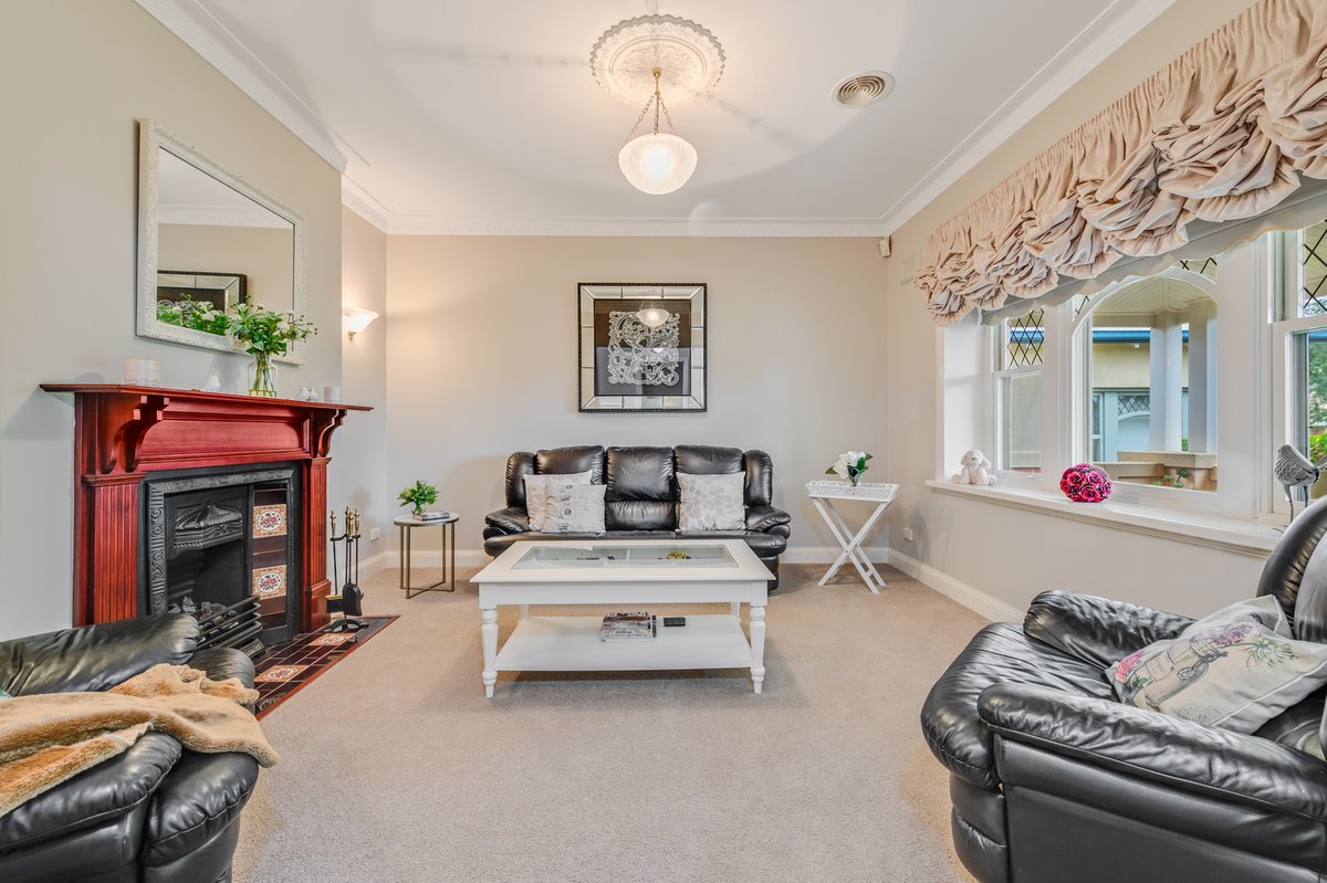 8 Whitmore Place Wyndham Vale - Residential for sale