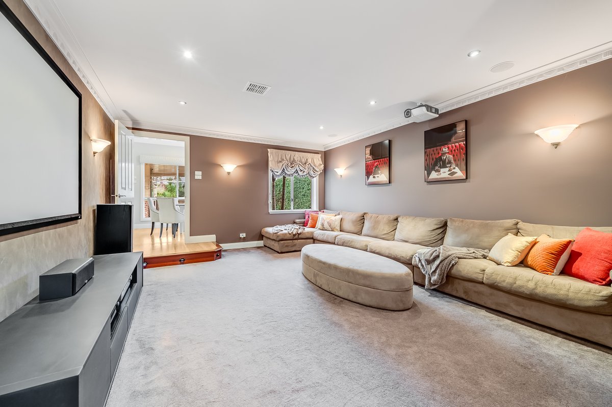 8 Whitmore Place Wyndham Vale - Residential for sale