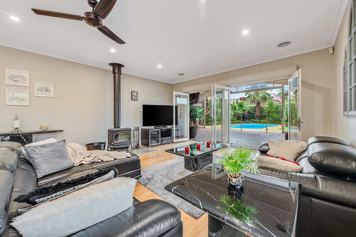 8 Whitmore Place Wyndham Vale - Residential for sale