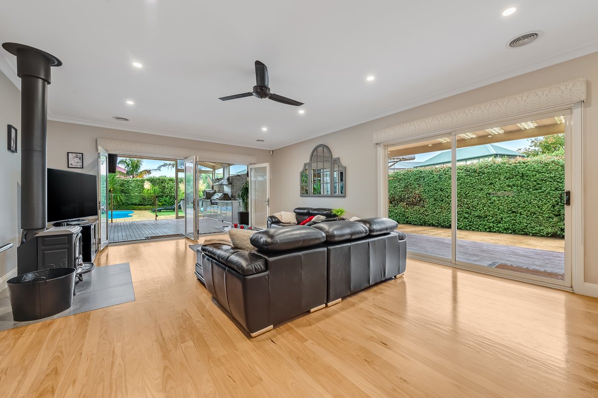 8 Whitmore Place Wyndham Vale - Residential for sale