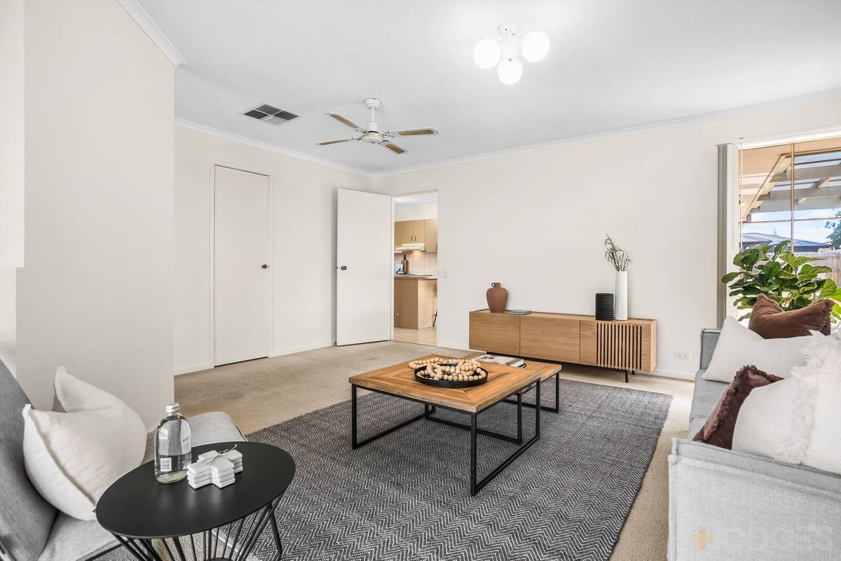 8 Wildoer Drive Aspendale Gardens - Residential for sale