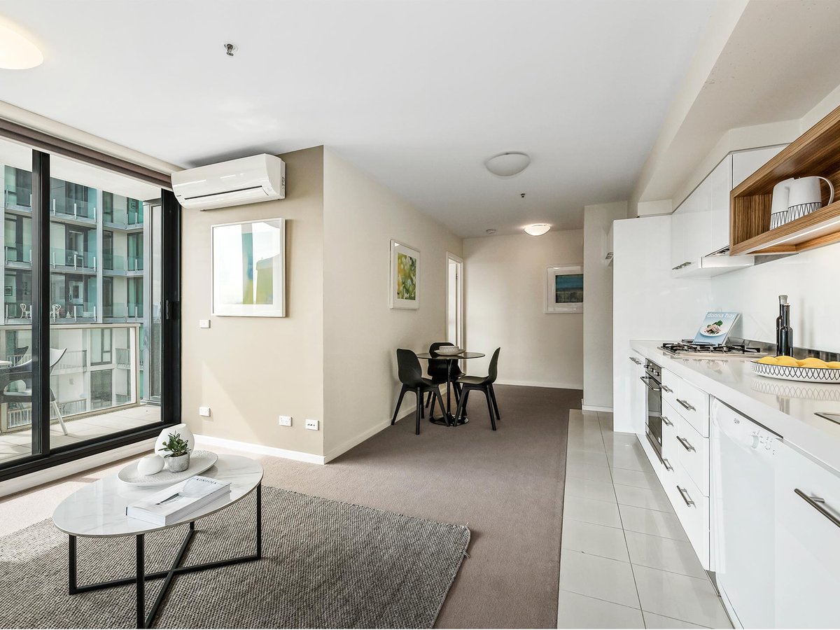 801 / 594 St Kilda Road MELBOURNE - Residential for sale